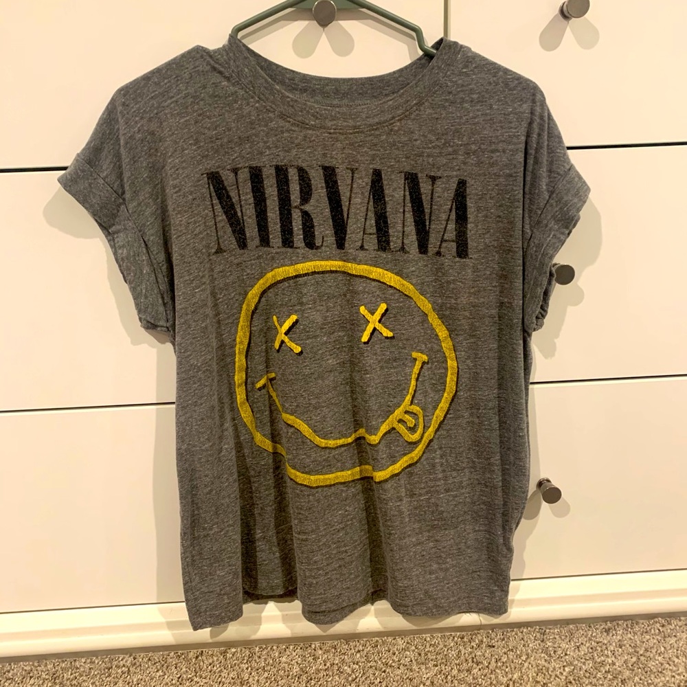 Light weight Nirvana graphic t-shirt size small